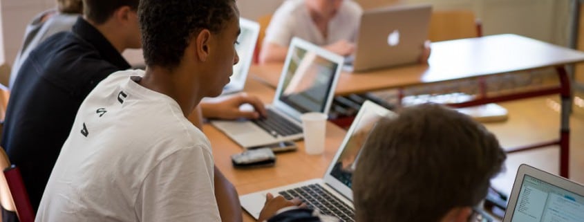 Read more about the article Why Our Teens Need to Learn to Code