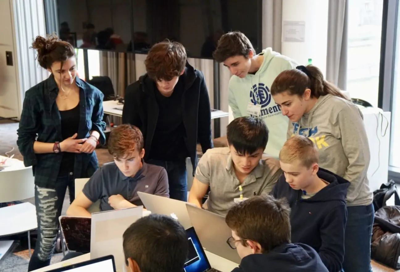 Siemens & TechSpark Academy Join Forces to Teach Coding Skills to Kids